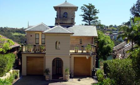 , 'Warringah Lodge' from Lodge Road, c.2000. Stanton Library.